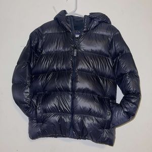 Womens Size Small Black Patagonia Puffer Jacket